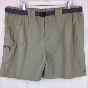 Columbia Sandy River Cargo Shorts size 2X EP4